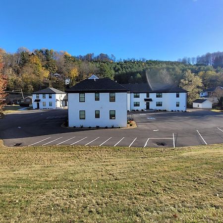 The Traveler On Main - Suite 1 Tazewell Екстер'єр фото